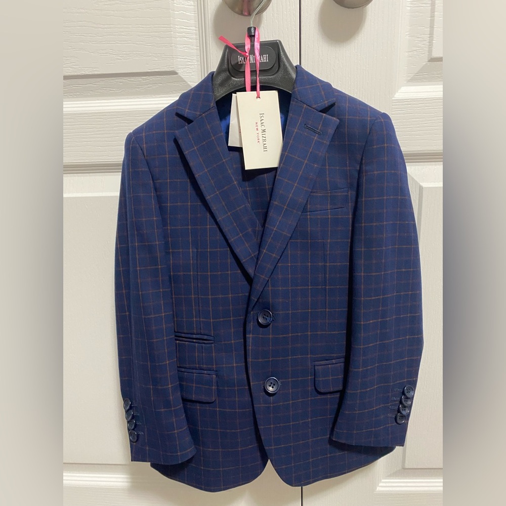 Isaac Mizrahi Boys' Slim 3 Piece Suit